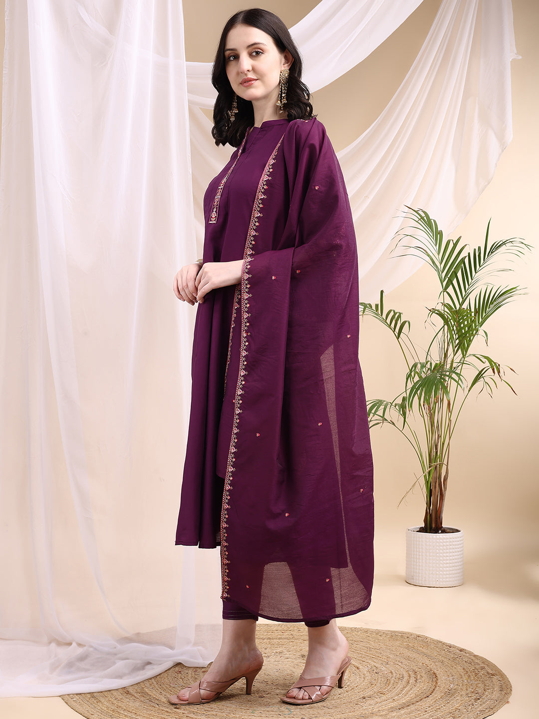 Ethnic Motifs Embroidered V-Neck Pure Cotton Kurta With Trousers & Dupatta