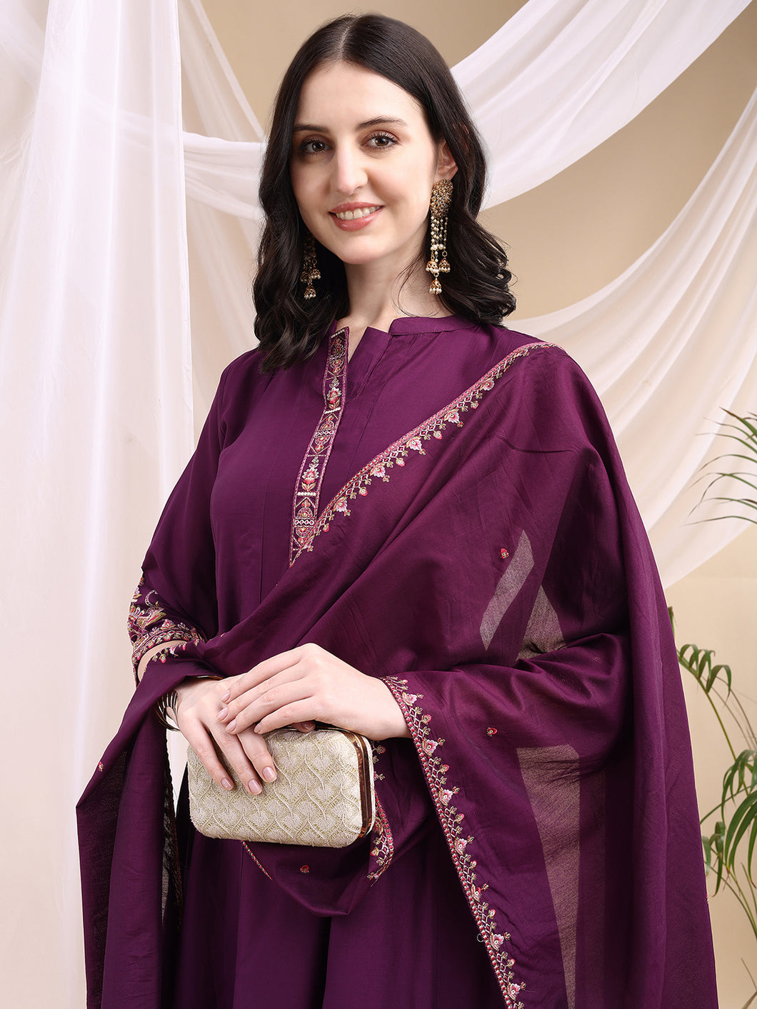 Ethnic Motifs Embroidered V-Neck Pure Cotton Kurta With Trousers & Dupatta