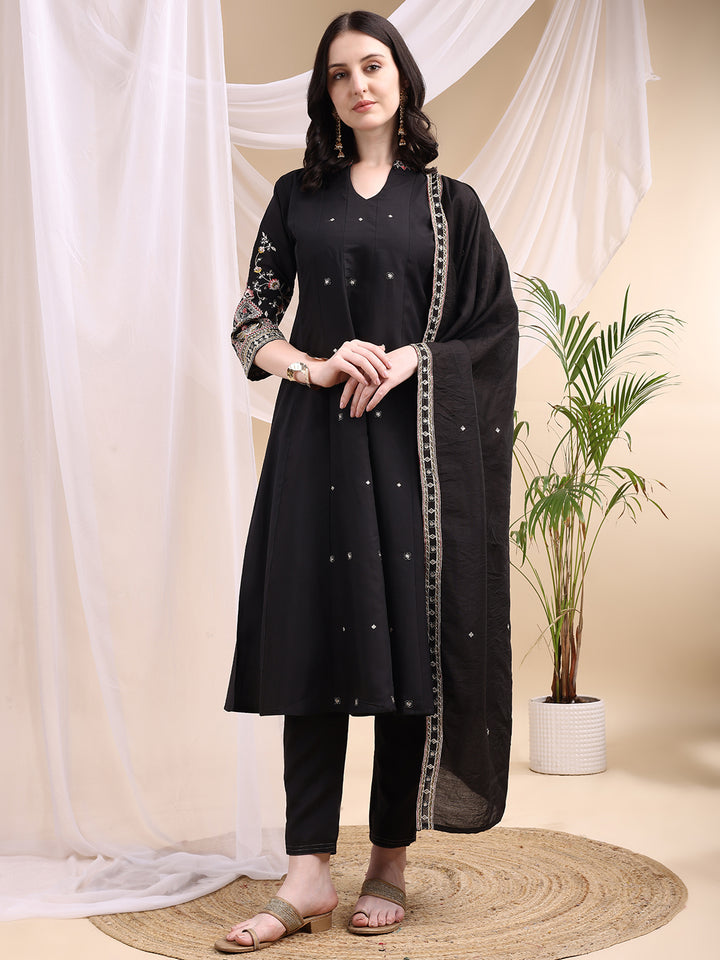 Ethnic Motifs Embroidered V-Neck Pure Cotton Kurta With Trousers & Dupatta