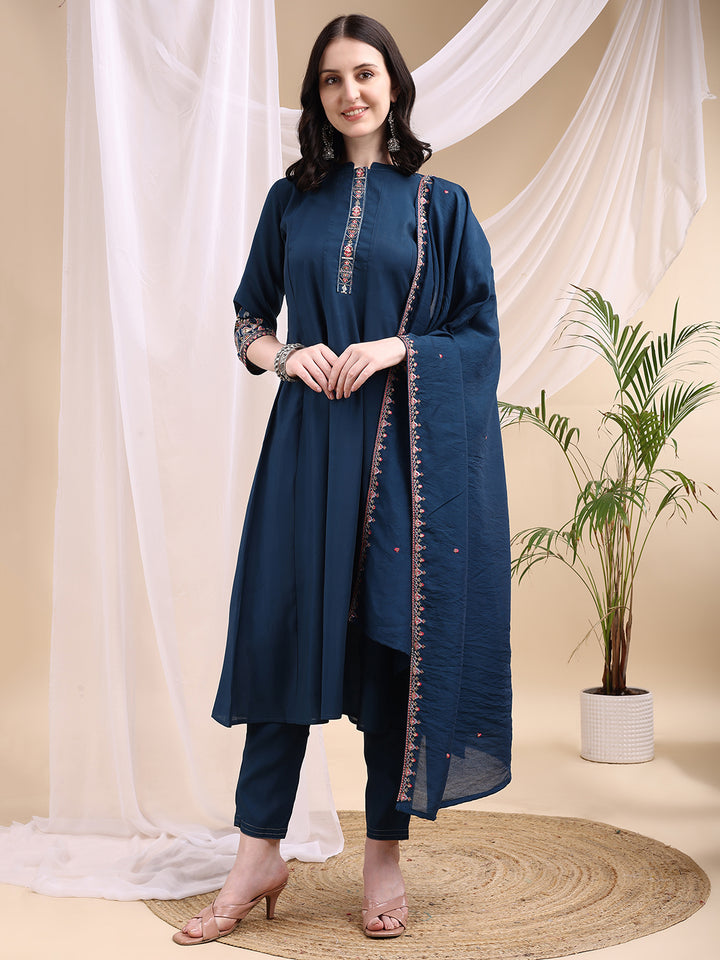 Ethnic Motifs Embroidered V-Neck Pure Cotton Kurta With Trousers & Dupatta
