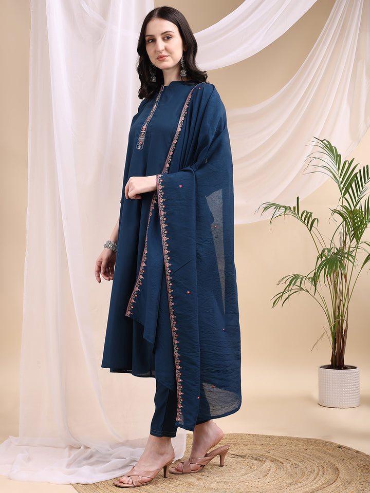 Ethnic Motifs Embroidered V-Neck Pure Cotton Kurta With Trousers & Dupatta