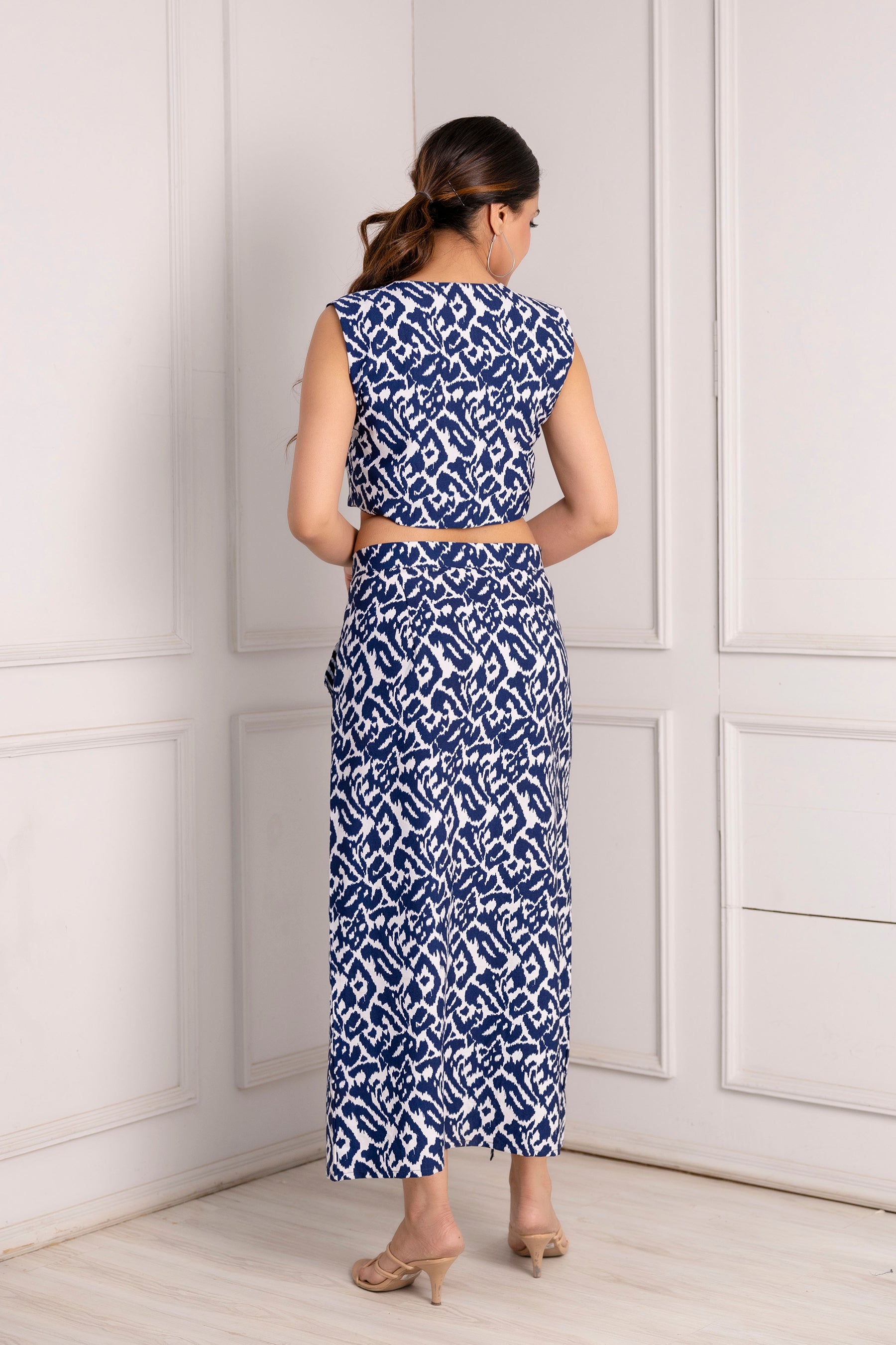 Blue and White Abstract Print Crop Top and Midi Skirt Set