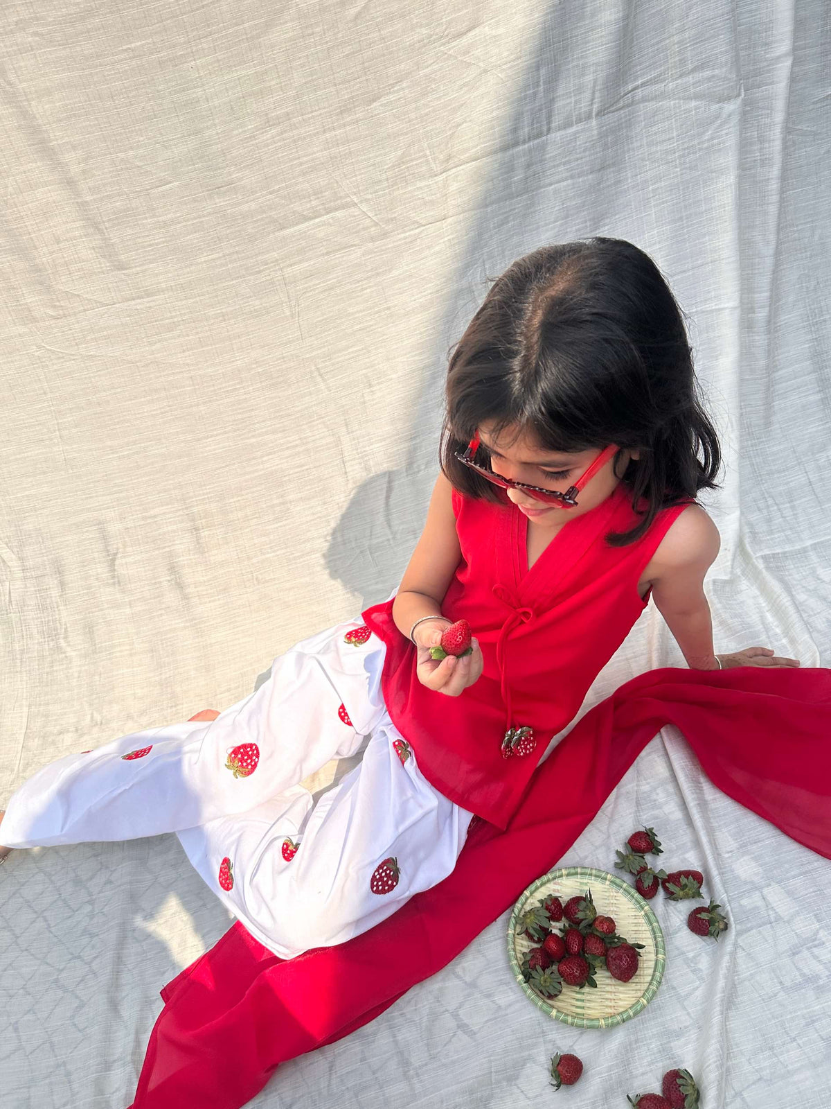 Strawberry Kids Farsi Set