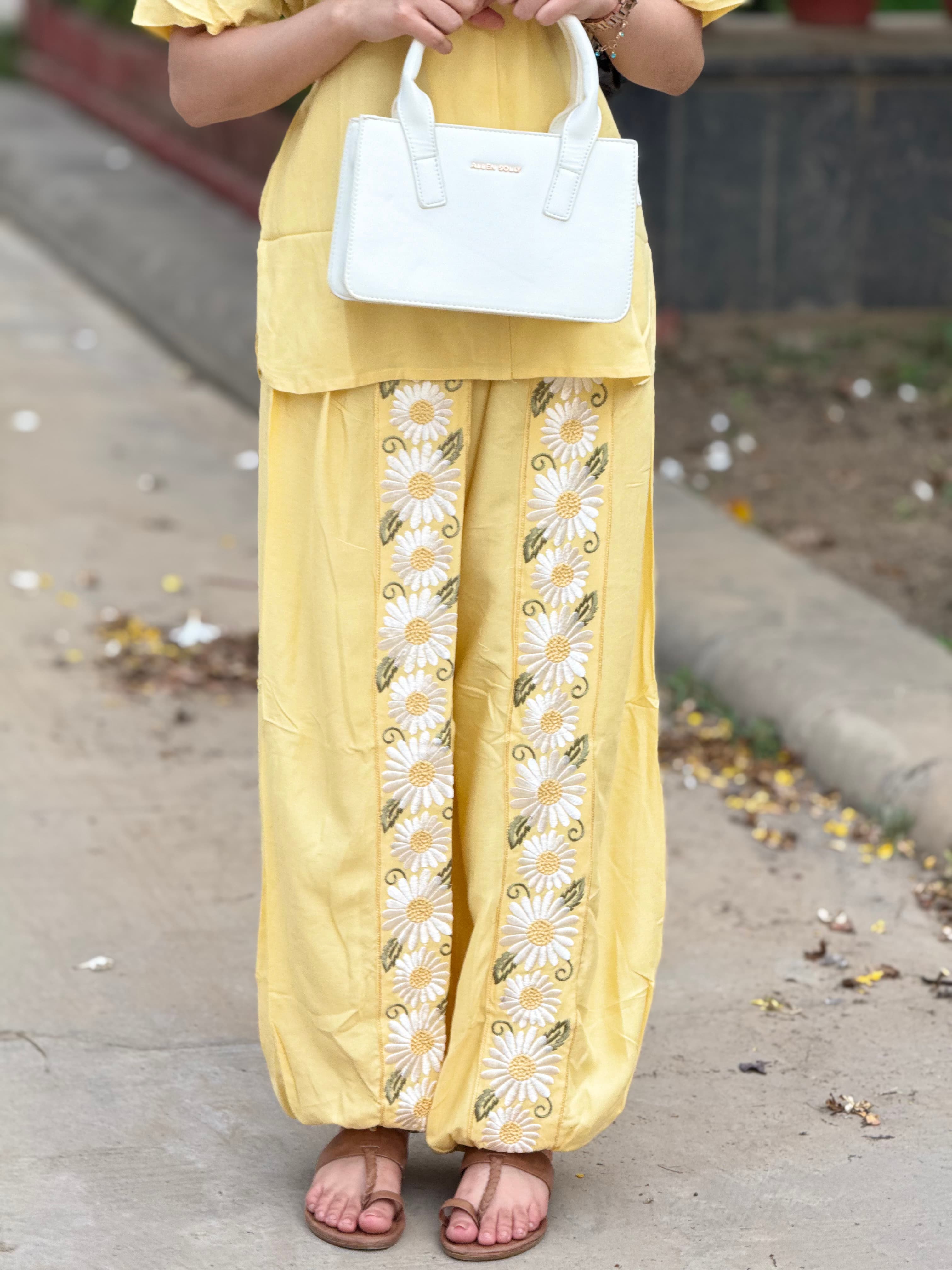 Yellow Daisy Balloon Set