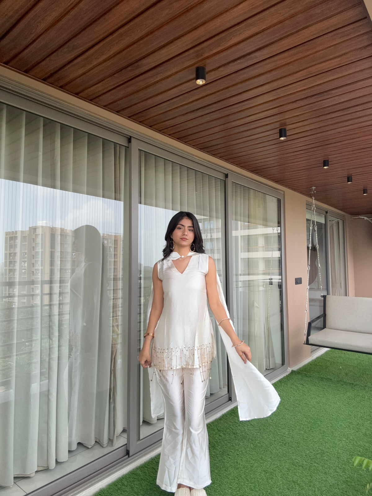 Pearl White Silk Blend Handwork 3Pc Set