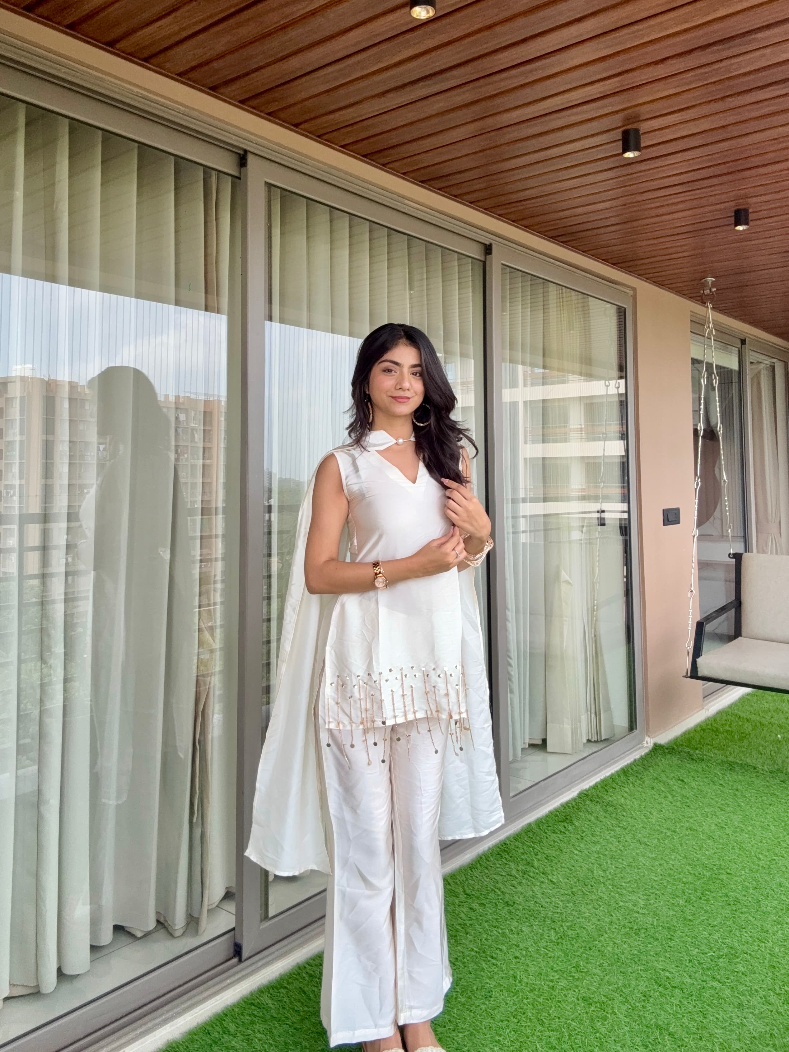Pearl White Silk Blend Handwork 3Pc Set